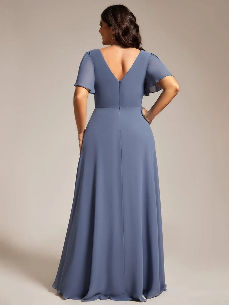 Robe de soirée plissée trapèze en mousseline de soie manches courtes et taille à sequins