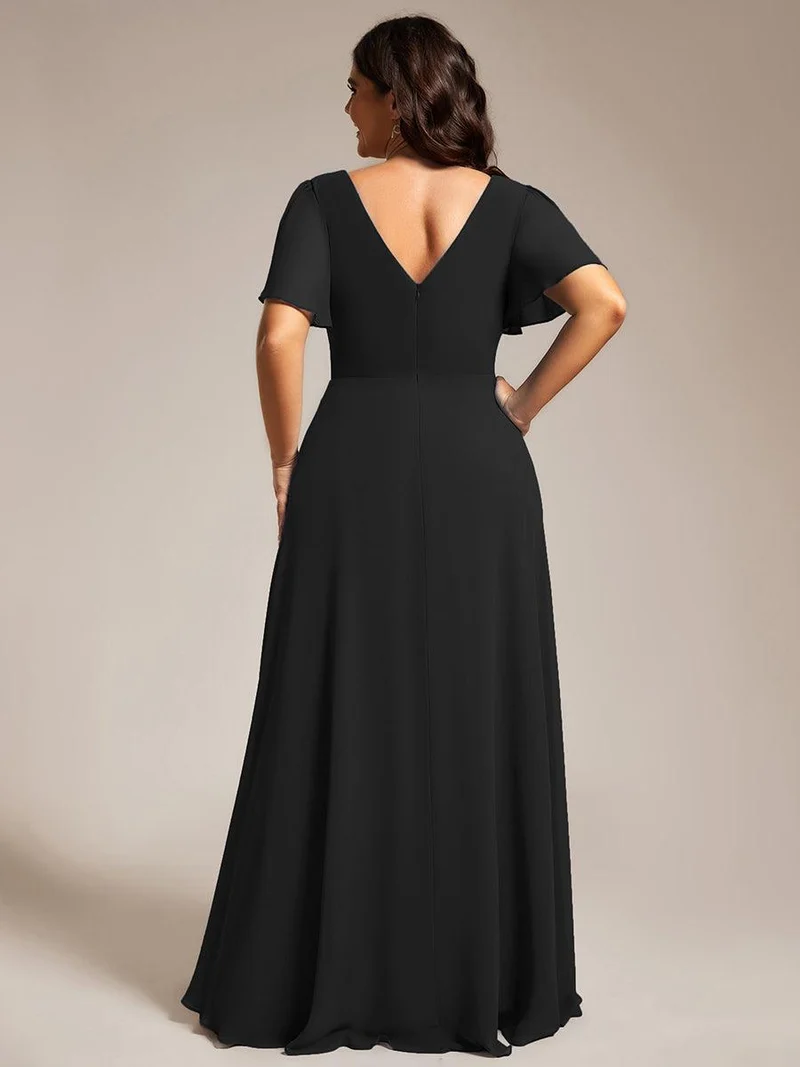 Robe de soirée plissée trapèze en mousseline de soie manches courtes et taille à sequins
