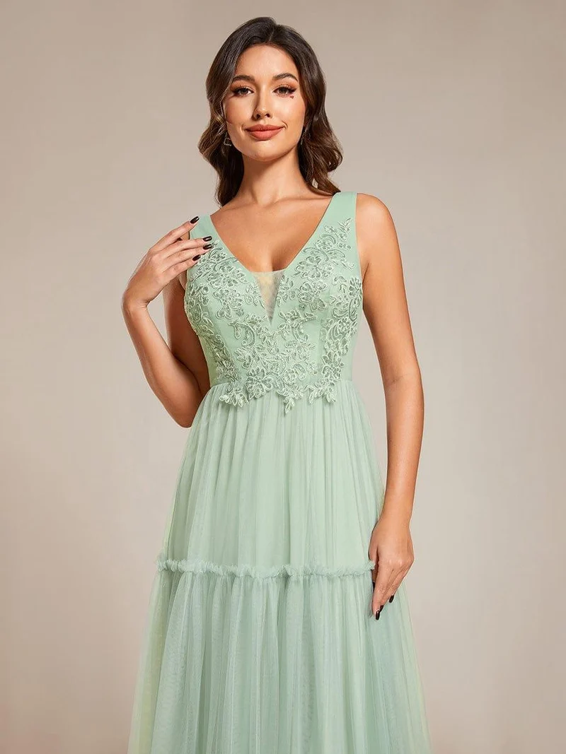 Robe de soirée en tulle transparent sans manches avec appliques(Vente Finale)