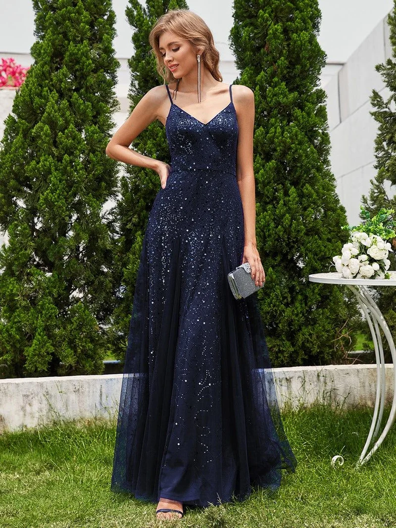 Robe de soirée sans manches en tulle à col en V et à paillettes avec taille empire(Vente finale)