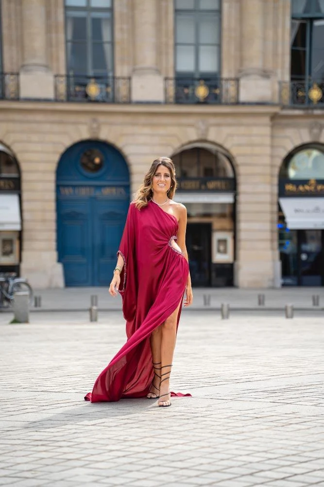 Robe Shakira bordeaux