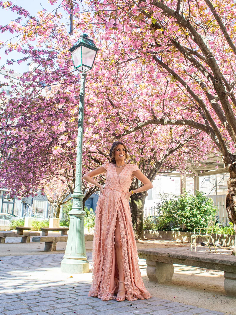 Robe fleur brodée rose