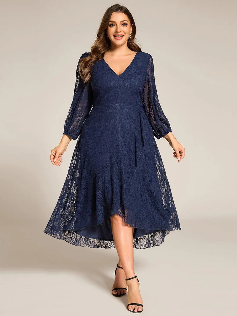 pretty CAMILLE|Robe d'invité de mariage à manches longues et col en V en dentelle de grande taille