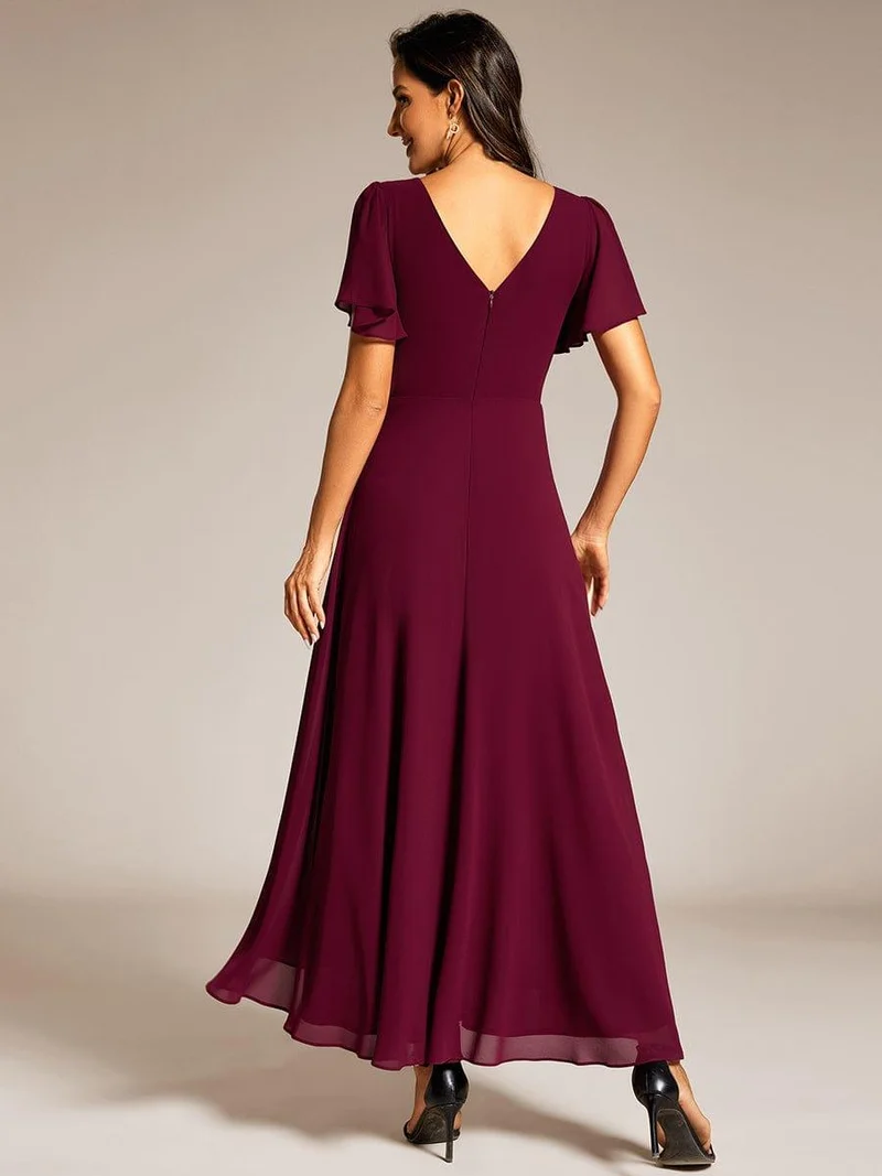 ever DAKOTA|Robe de soirée formelle en mousseline de soie à double col en V et taille ajustée