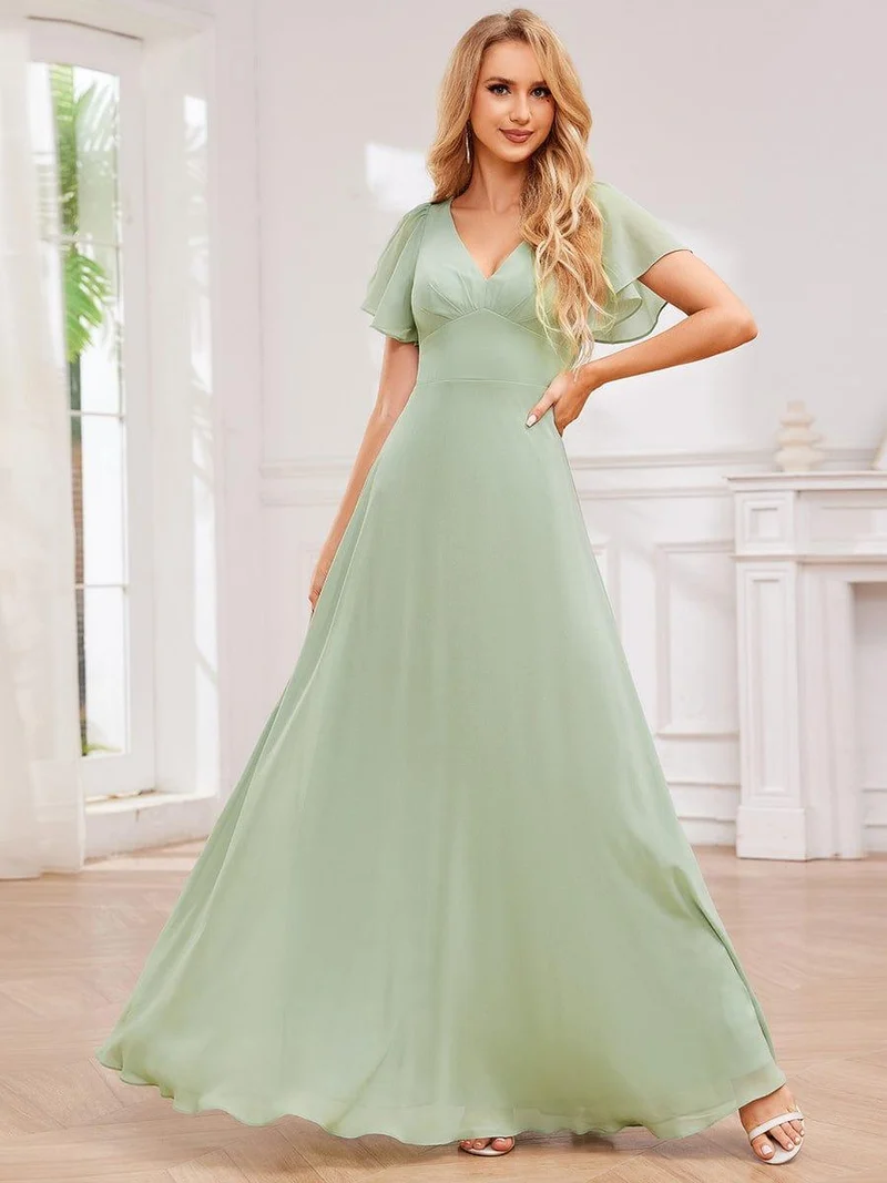 Robe de demoiselle d'honneur plissée trapèze en mousseline de soie avec liens croisés dans le dos et col en V(Vente finale)