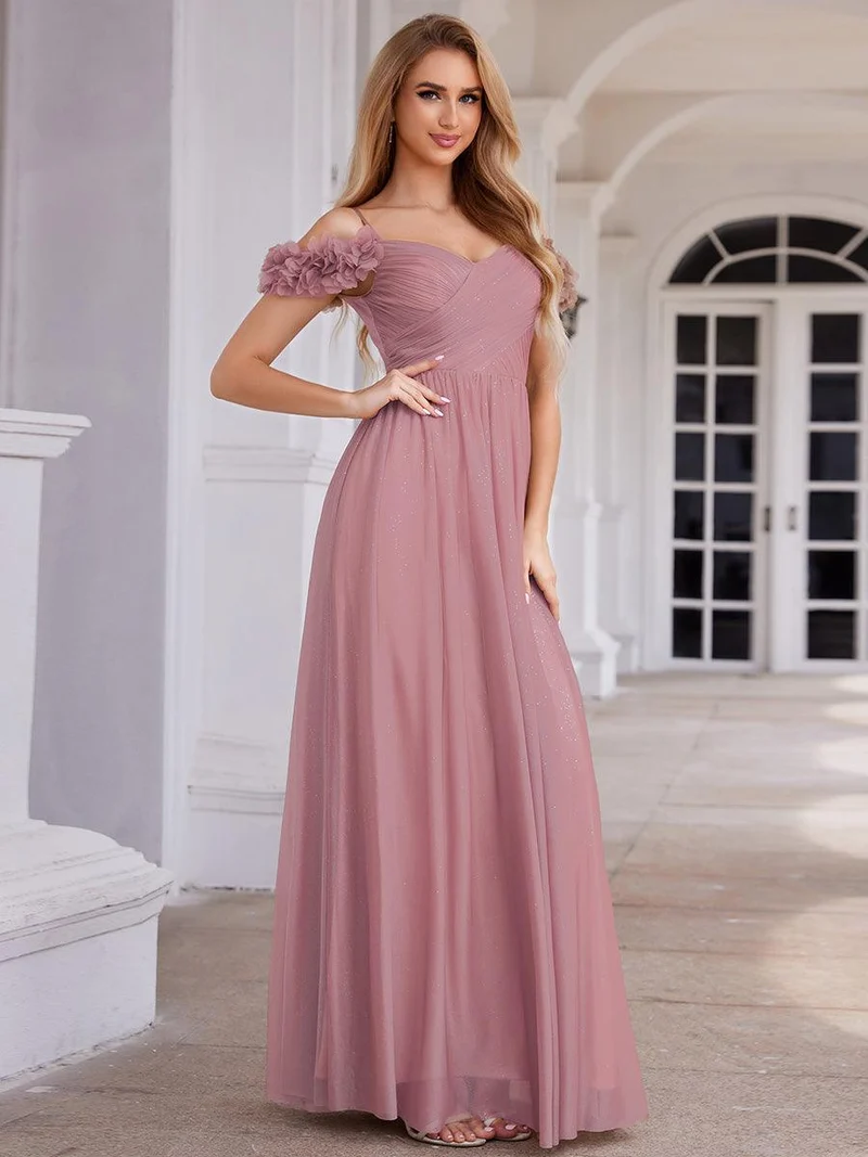 Robe de soirée plissée étincelante à col en V et épaules dénudées avec détails floraux