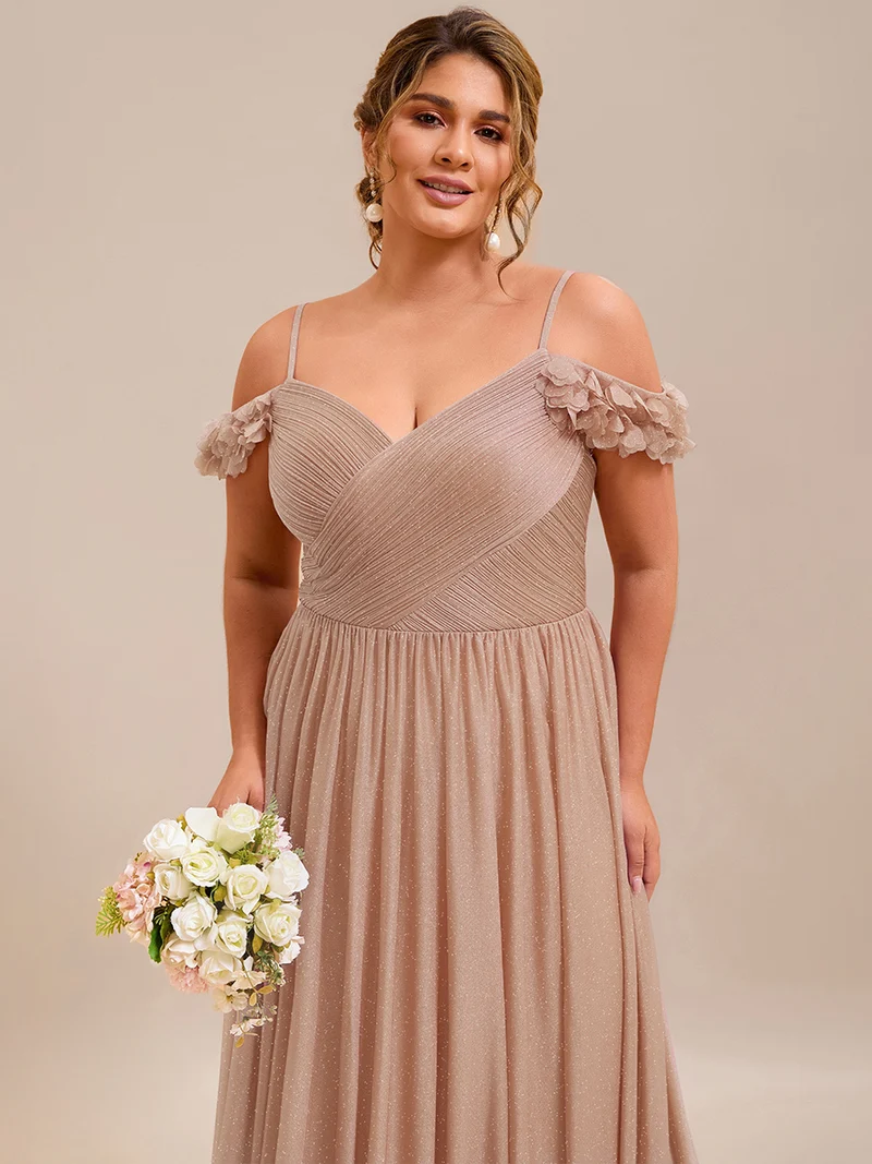 Robe de soirée plissée étincelante à col en V et épaules dénudées avec détails floraux