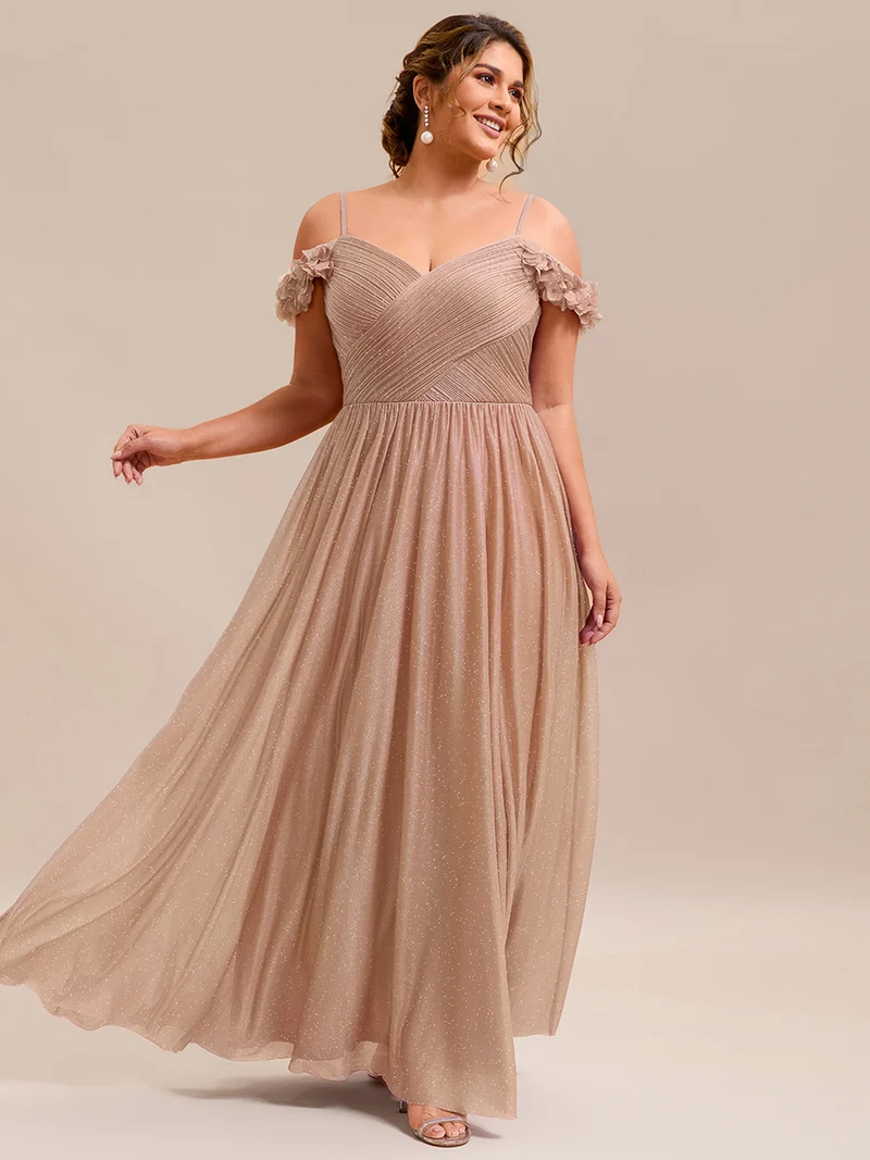 Robe de soirée plissée étincelante à col en V et épaules dénudées avec détails floraux