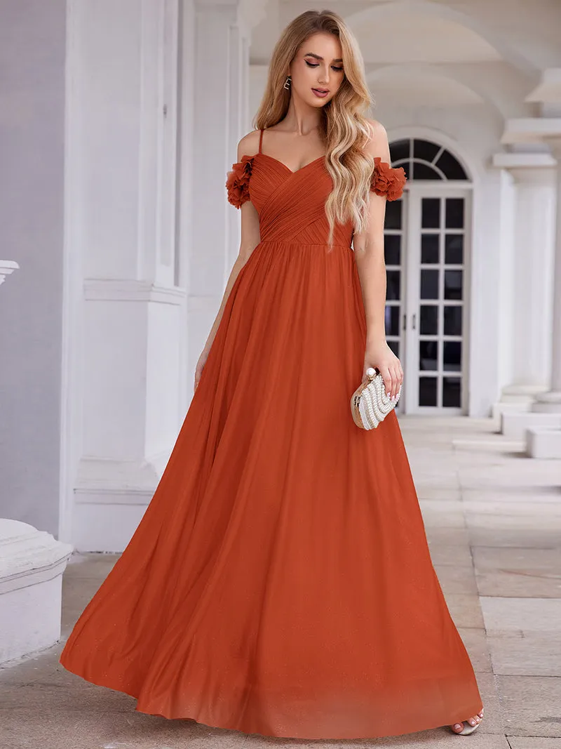 Robe de soirée plissée étincelante à col en V et épaules dénudées avec détails floraux