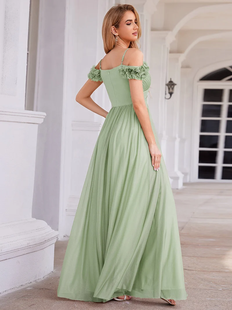 Robe de soirée plissée étincelante à col en V et épaules dénudées avec détails floraux