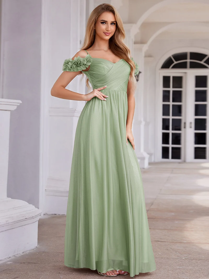 Robe de soirée plissée étincelante à col en V et épaules dénudées avec détails floraux