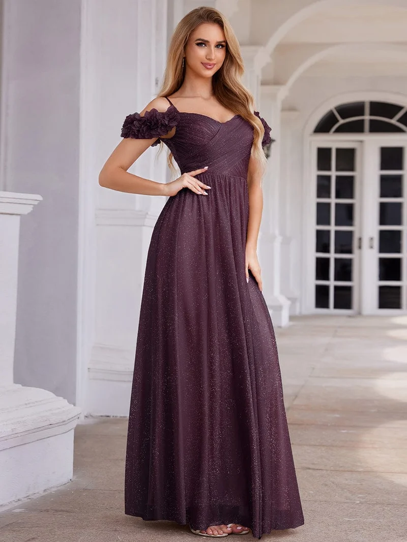 Robe de soirée plissée étincelante à col en V et épaules dénudées avec détails floraux