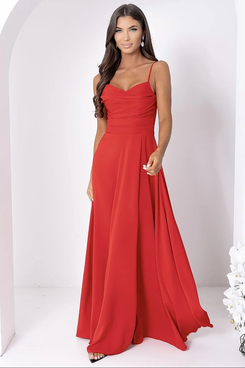 Robe de soirée chic longue dos nu rouge