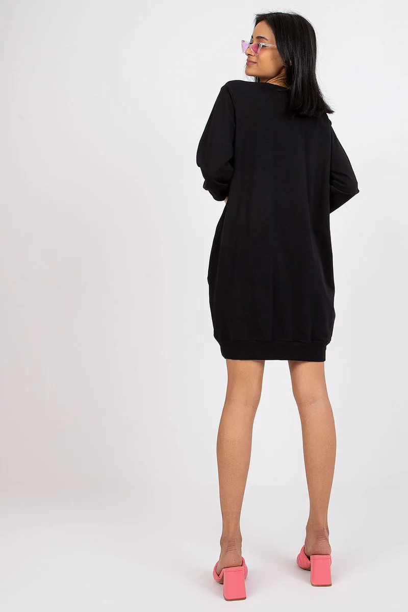 Robe pull courte casual noire en maille