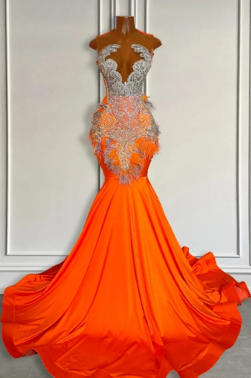 Superbe robe de bal sirène sans manches en fourrure et cristaux, robe de soirée en satin pailleté avec pompons