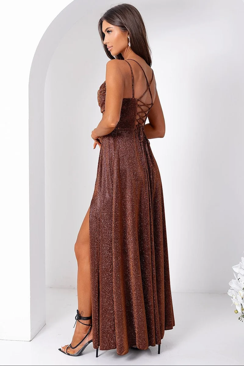 Robe de soirée marron longue fendue pailletée