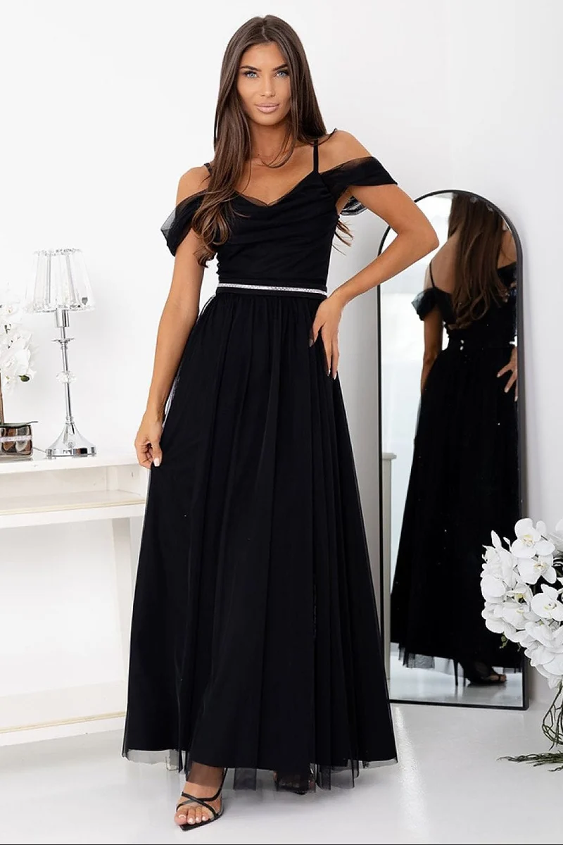Robe de soirée noire longue design off-shoulder