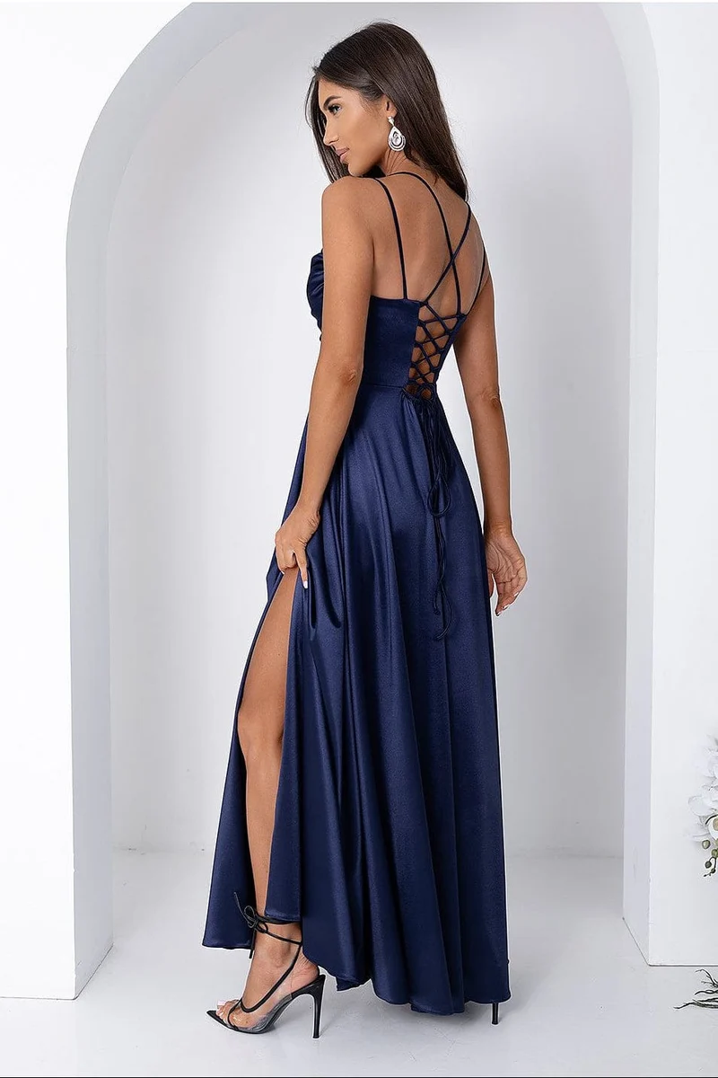 Robe de soirée bleue longue fendue