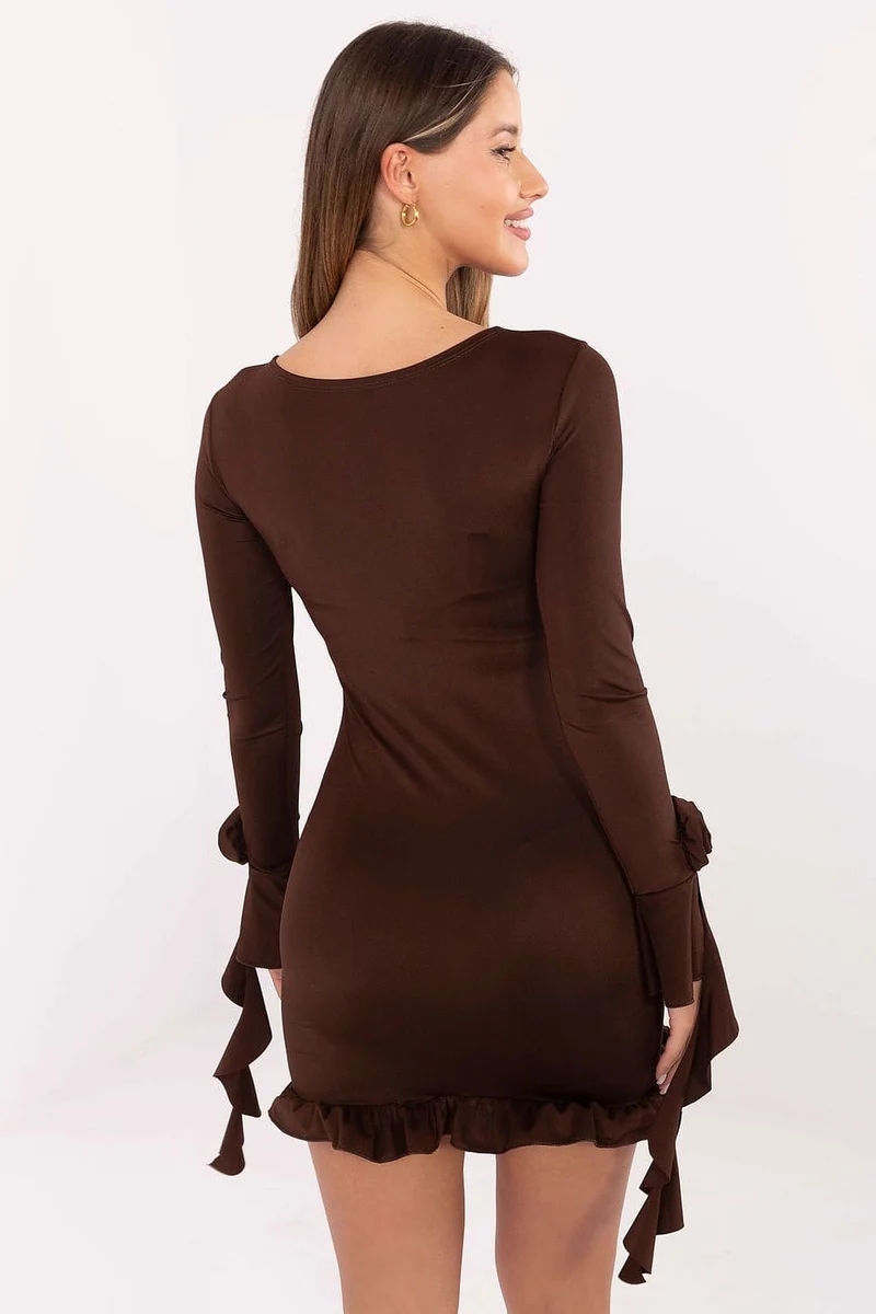 Robe courte marron moulante manches longues