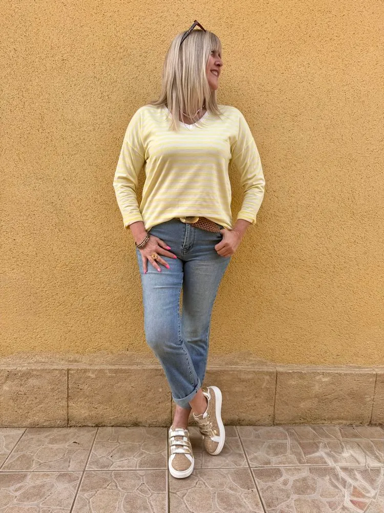 Sweat fin rayé Juno jaune