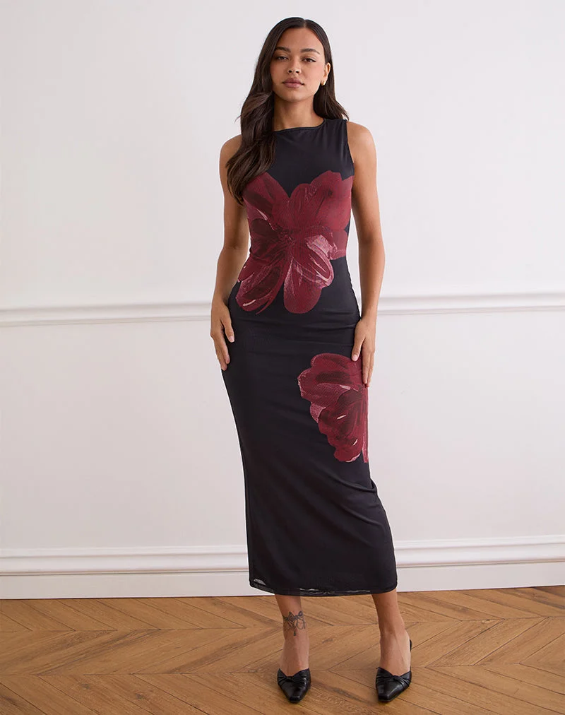 Robe longue Fayola en noir avec fleur aquarelle en bourgogne