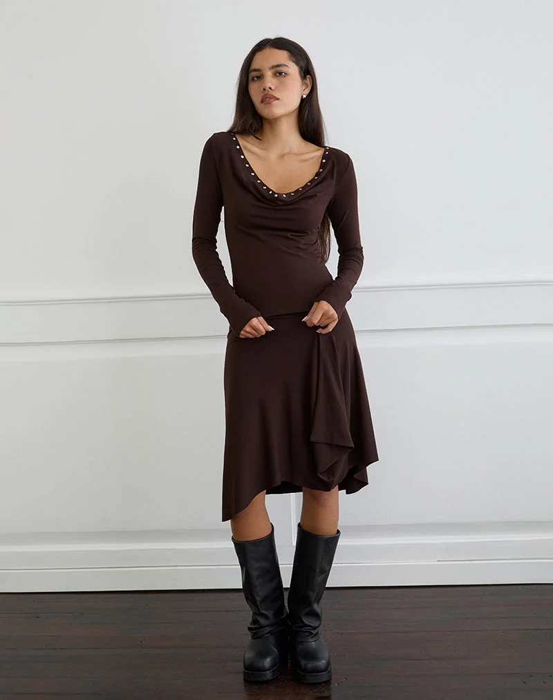 Scanio Long Sleeve Cowl Top with Studs in Bitter Chocolate (Haut de forme à manches longues et clous en chocolat amer)