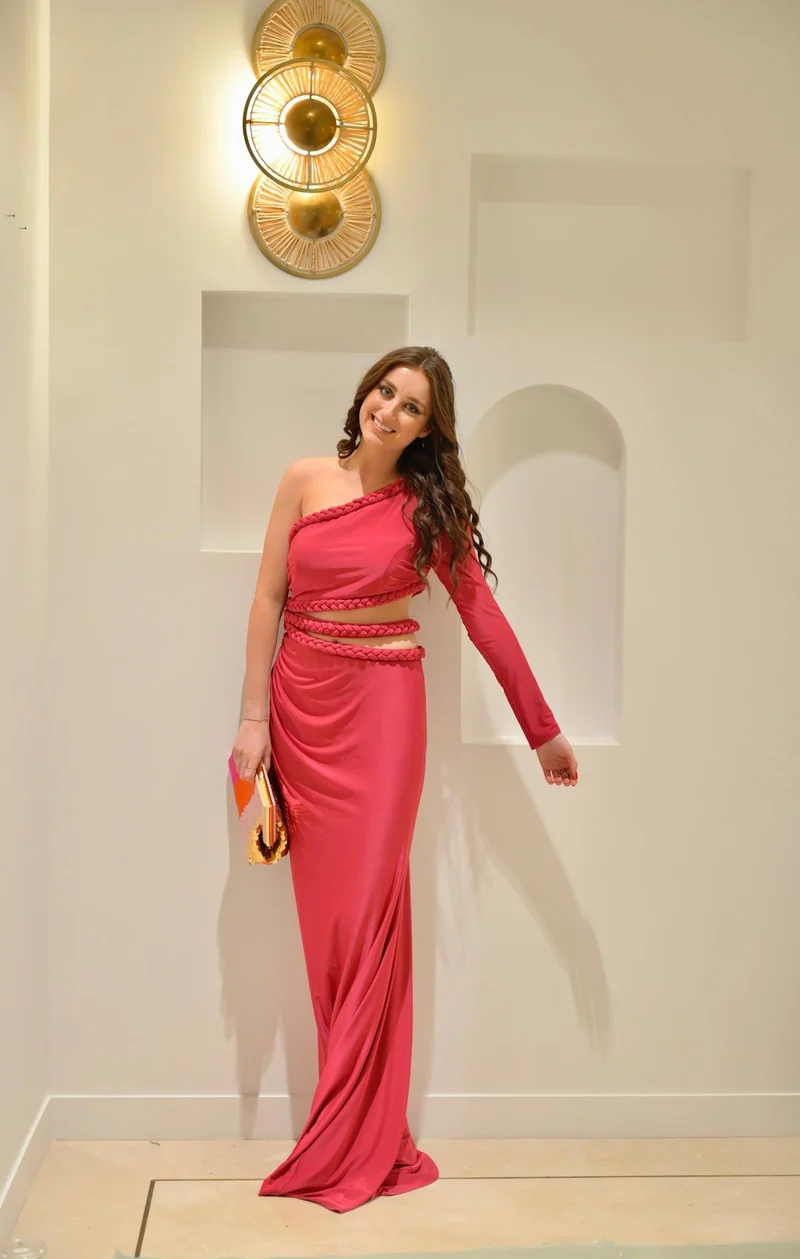 Robe longue du soir Zaya fuschia à découpes