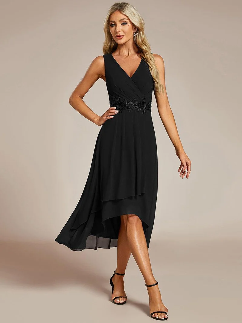 ever IRYS|Robe d'invité de mariage haute-basse en mousseline de soie sans manches avec applique à la taille