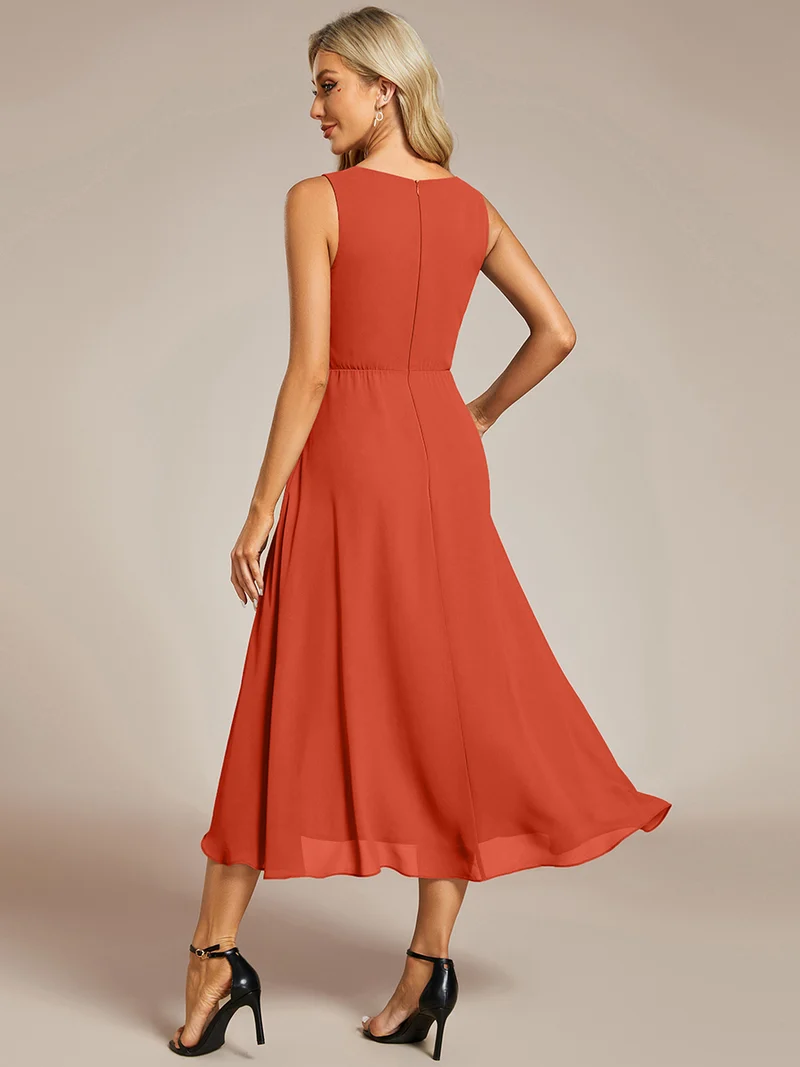 ever IRYS|Robe d'invité de mariage haute-basse en mousseline de soie sans manches avec applique à la taille