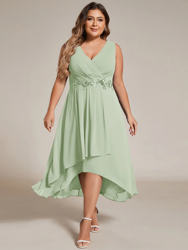 ever IRYS|Robe d'invité de mariage haute-basse en mousseline de soie sans manches avec applique à la taille