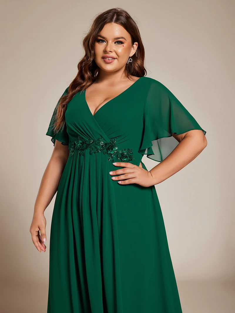 pretty DAHLIA|Robe d'invité de mariage mi-longue en mousseline de soie à col en V de grande taille avec applique à la taille