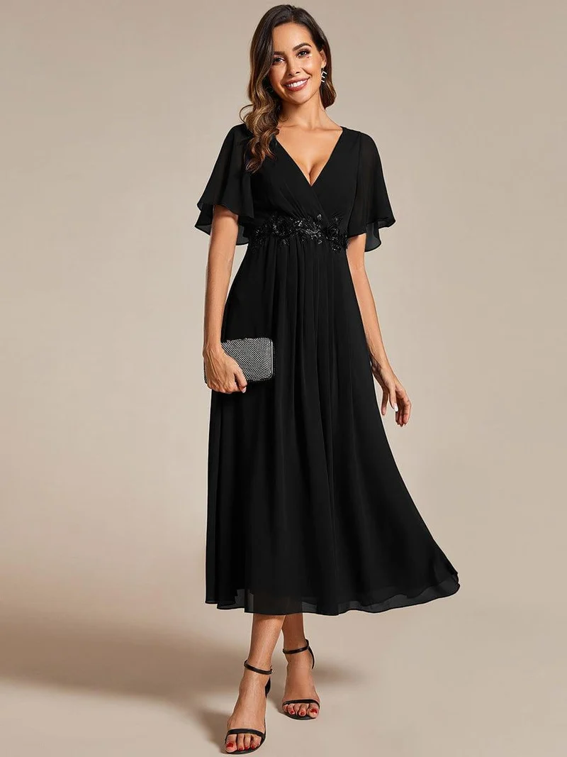 ever DAHLIA|Robe d'invité de mariage mi-longue en mousseline à col en V avec appliques à la taille