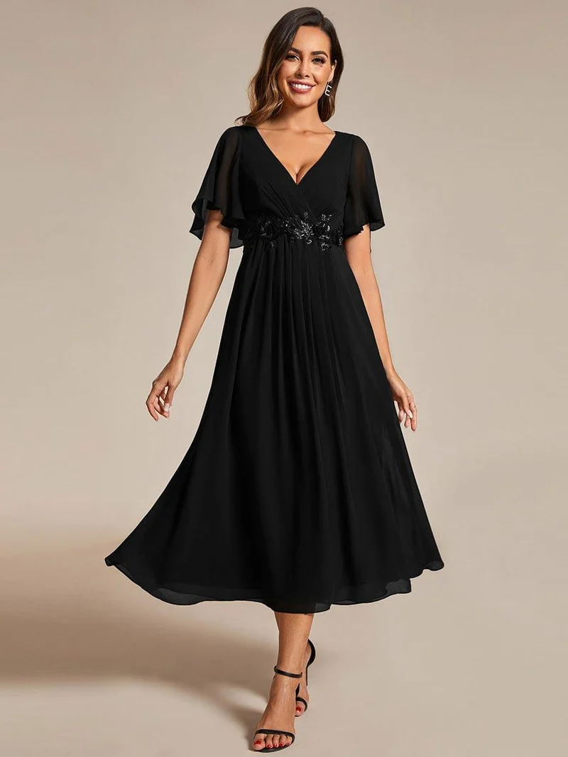 ever DAHLIA|Robe d'invité de mariage mi-longue en mousseline à col en V avec appliques à la taille