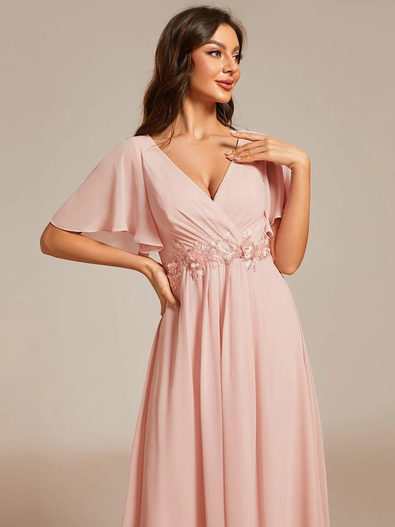 ever DAHLIA|Robe d'invité de mariage mi-longue en mousseline à col en V avec appliques à la taille