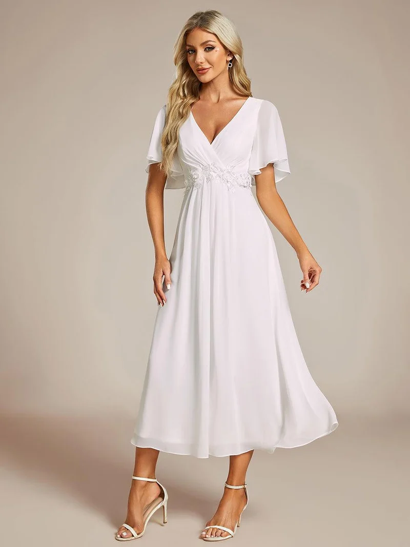 ever DAHLIA|Robe d'invité de mariage mi-longue en mousseline à col en V avec appliques à la taille