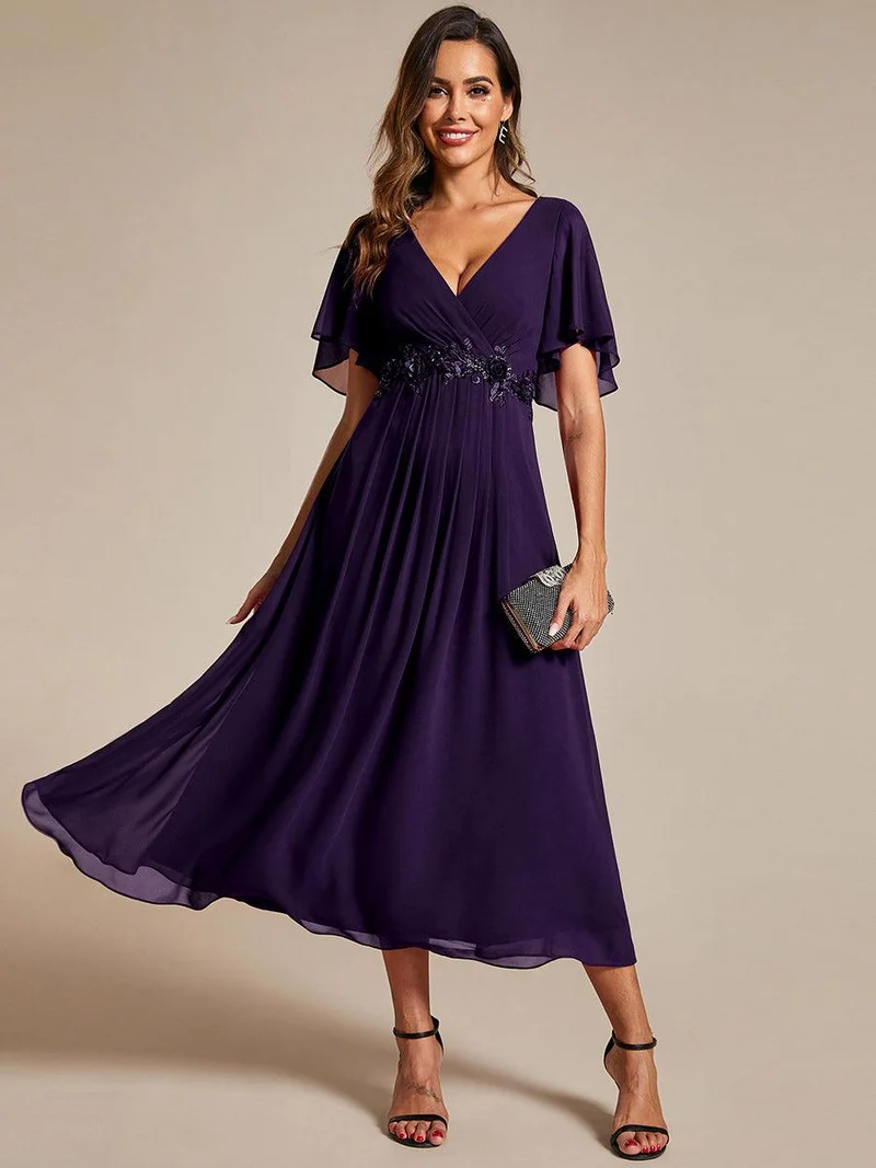 ever DAHLIA|Robe d'invité de mariage mi-longue en mousseline à col en V avec appliques à la taille