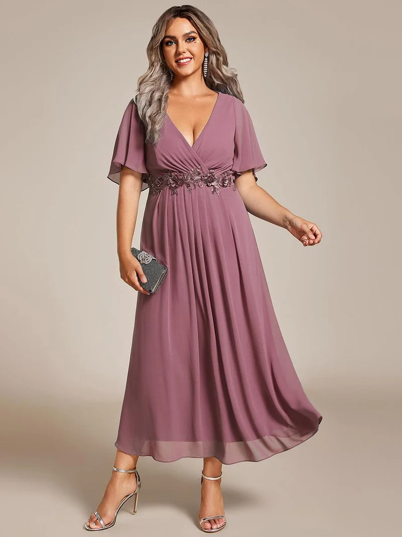 ever DAHLIA|Robe d'invité de mariage mi-longue en mousseline à col en V avec appliques à la taille