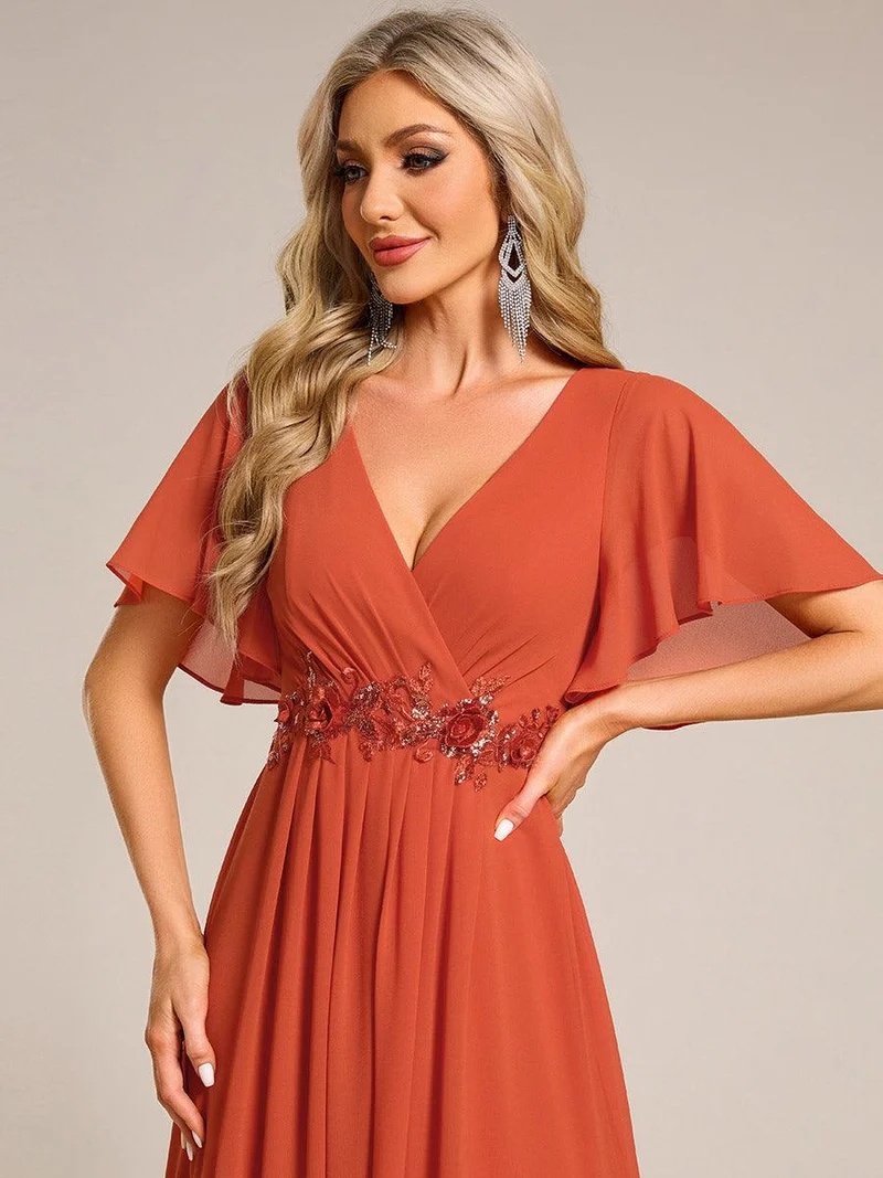 ever DAHLIA|Robe d'invité de mariage mi-longue en mousseline à col en V avec appliques à la taille