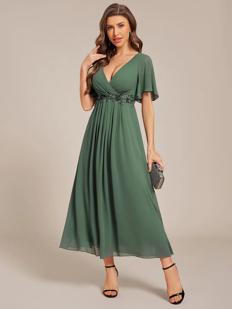 ever DAHLIA|Robe d'invité de mariage mi-longue en mousseline à col en V avec appliques à la taille