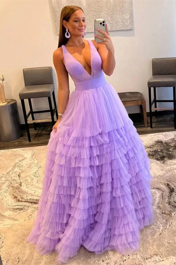 Robe de bal élégante en tulle lilas sans manches, col en V, pour des soirées enchanteresses