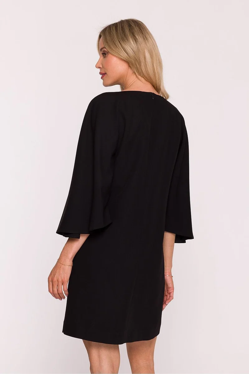 Robe de soirée courte noire manches longues amples