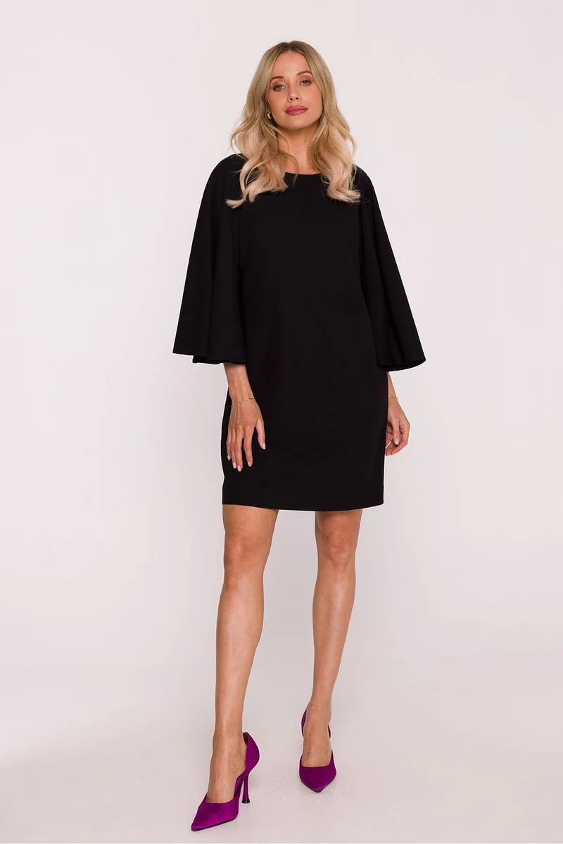 Robe de soirée courte noire manches longues amples