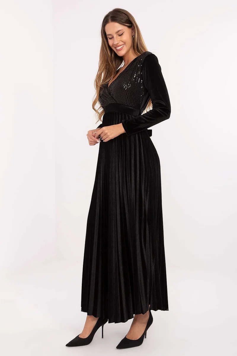 Robe de soirée noire plissée longue manches longues
