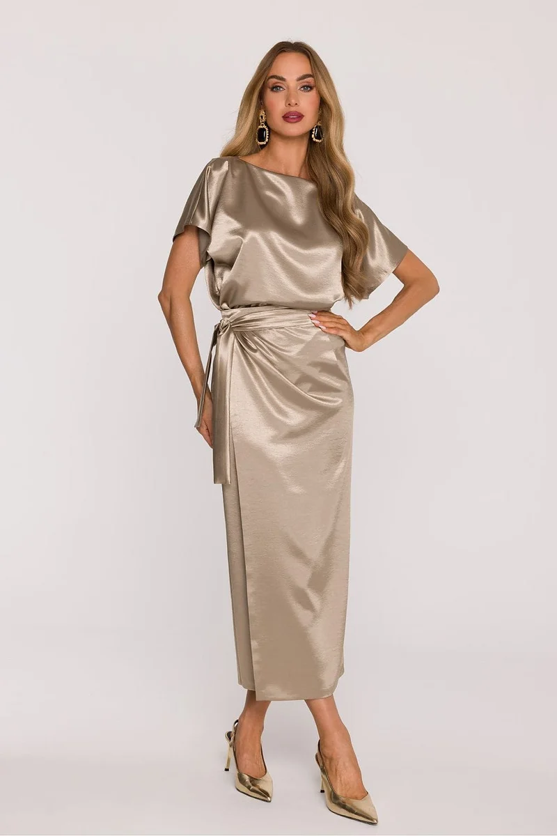 Robe de soirée dorée longue chic en satin