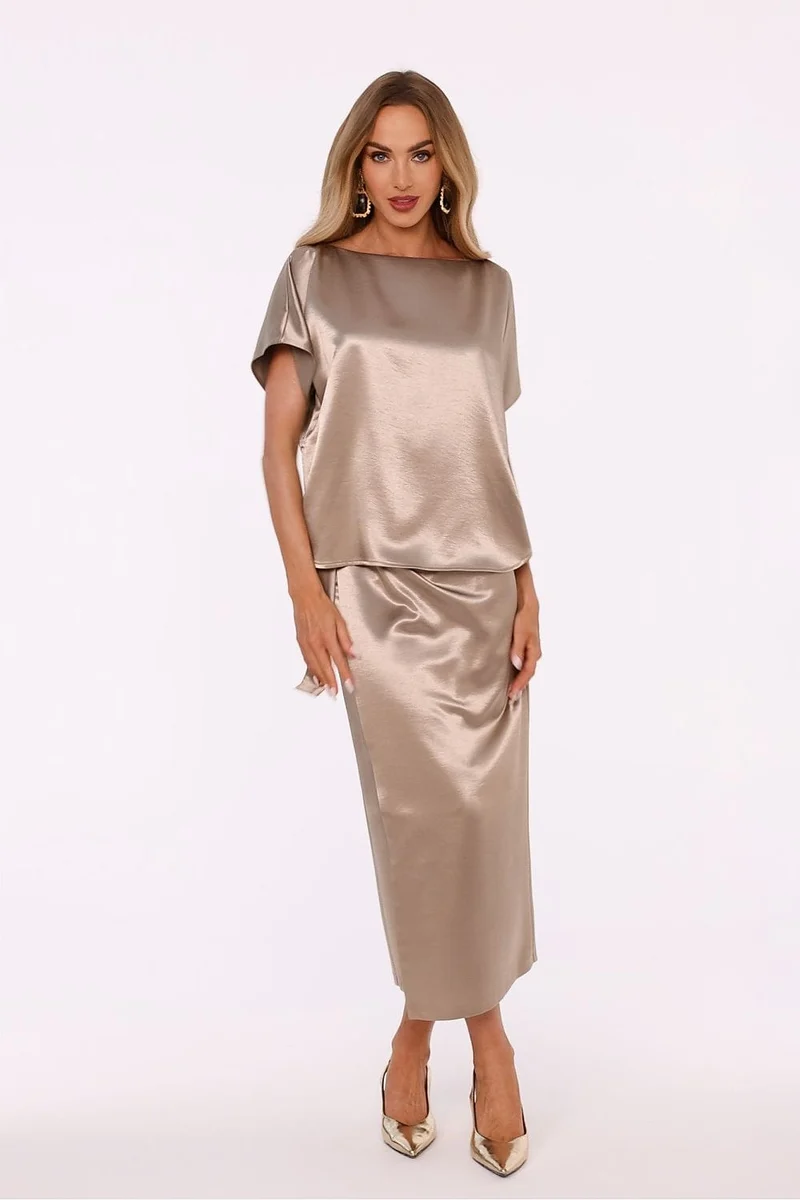 Robe de soirée dorée longue chic en satin