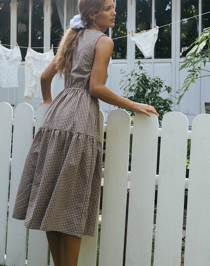 Galuh - Robe à smocks en mini vichy marron