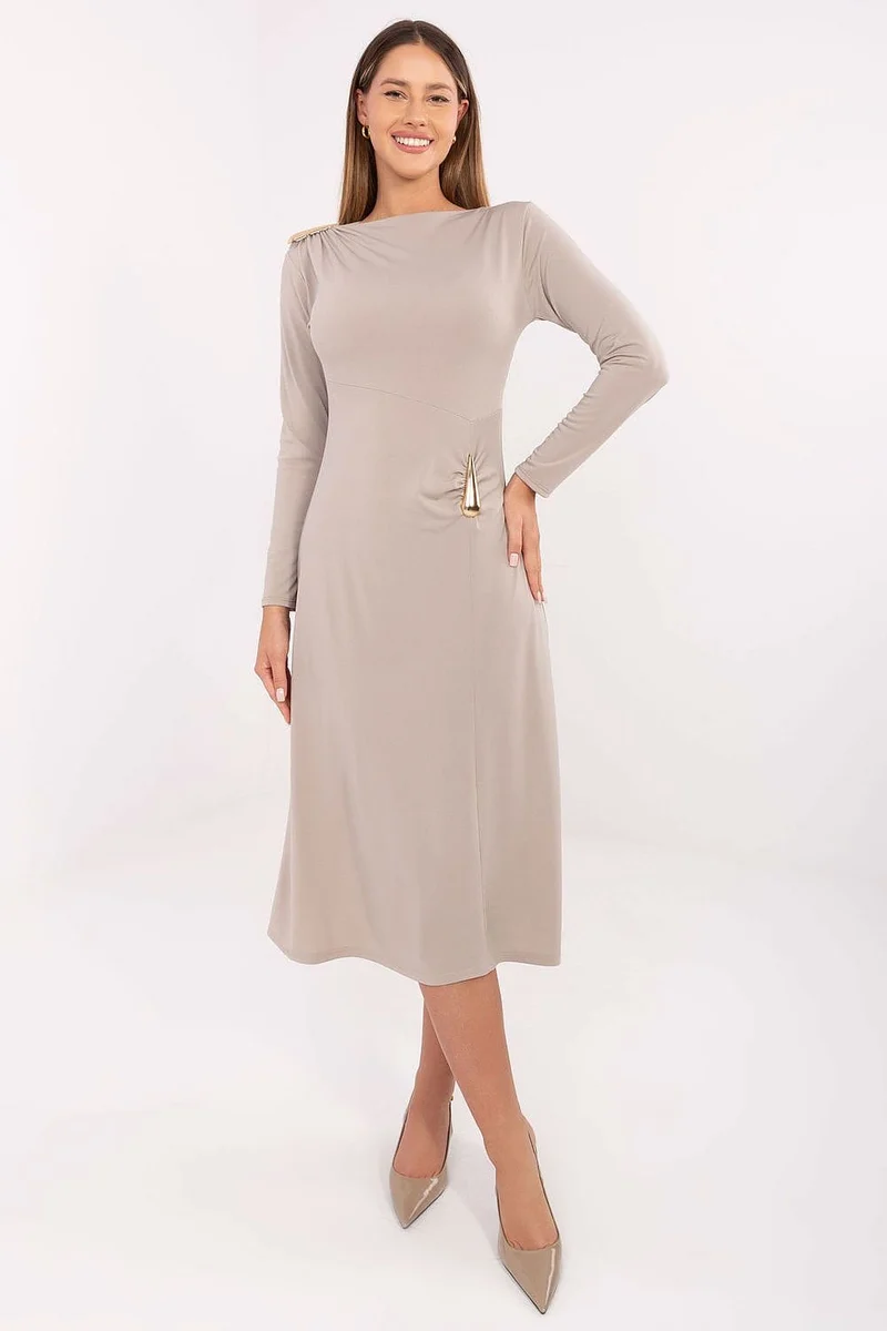 Robe habillée beige midi manches longues