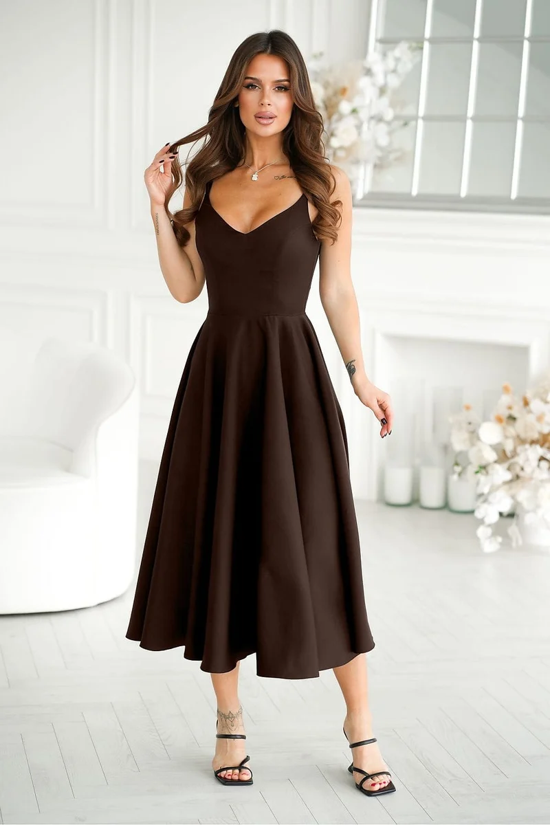 Robe évasée marron midi