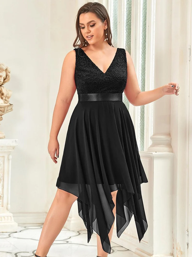 pretty COSTA|Robe de demoiselle d'honneur en dentelle et en mousseline de soie à col en V de grande taille