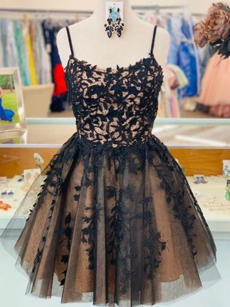Robe de soirée courte en dentelle noire champagne unique